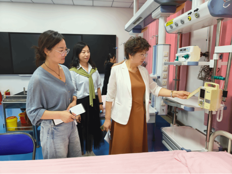 77779193永利实践教学中心开展学期末安全大检查